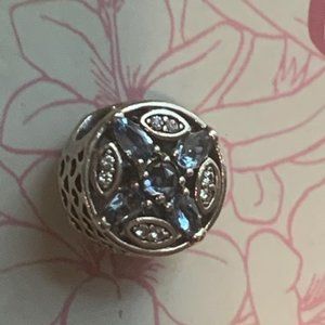 Pandora Patterns of Frost charm